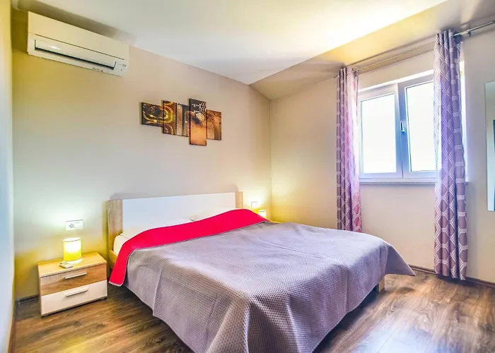 Вілла Thea Istria By