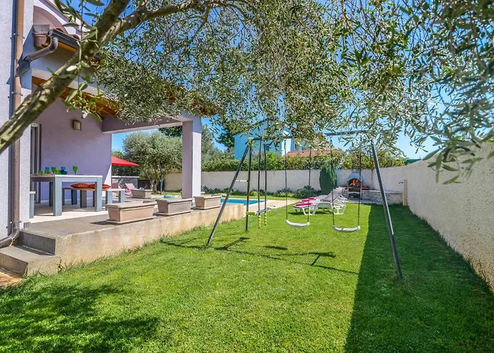 Вілла Thea Istria By *